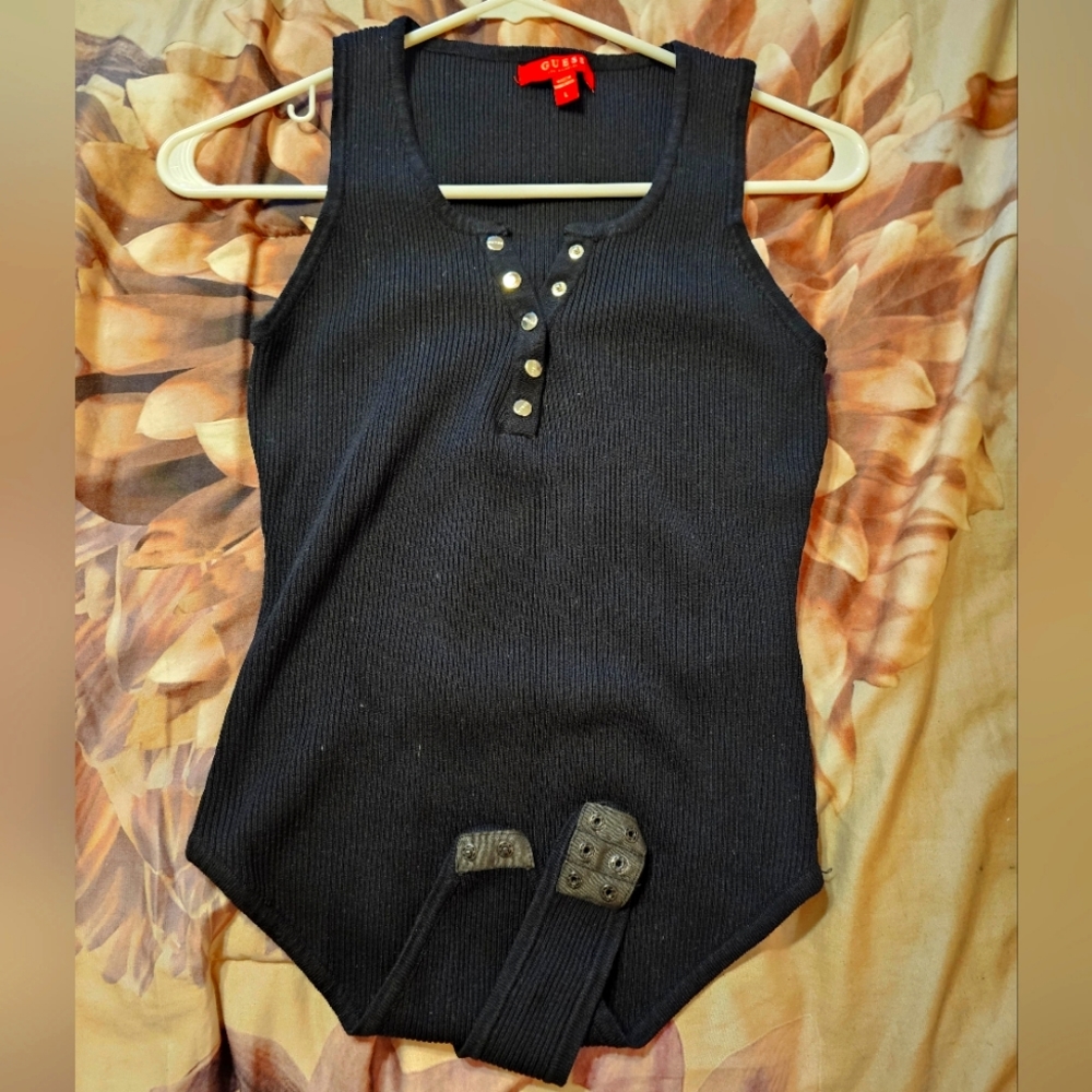 Guess bodysuit with silver Snaps size L black. Used once